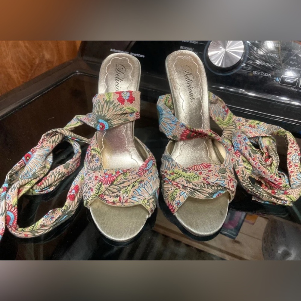 Floral Printed Heels, Fabric Wraps/Lace Up Legs, Size 5